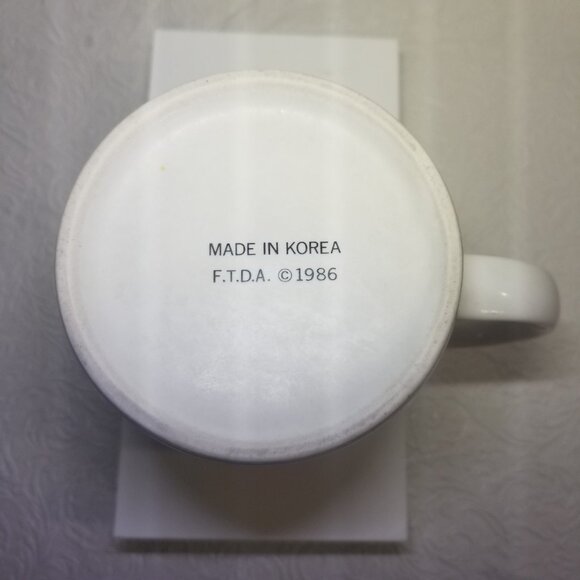 Vintage 1986 FTDA 8oz Rainbow Coffee Cup Mug - Picture 2 of 11